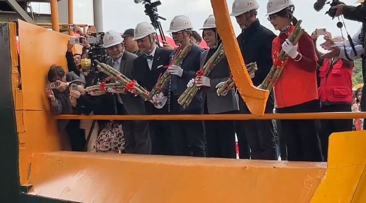 全台唯一五分車運載甘蔗入虎尾糖廠 展開製糖期