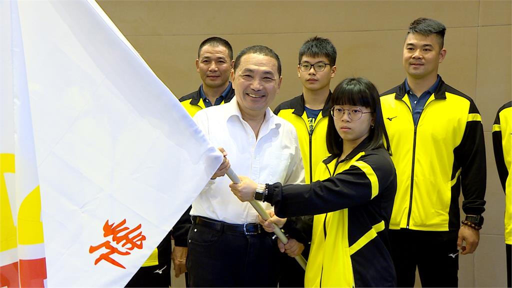 韓粉喊話徵召韓國瑜選總統　侯友宜高喊團結共好、訪新加坡拚外交學分