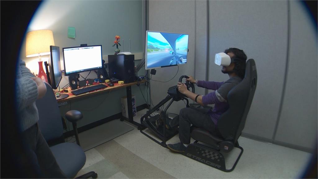 美大學耗時10年研發模擬器　協助自閉症患者克服開車焦慮