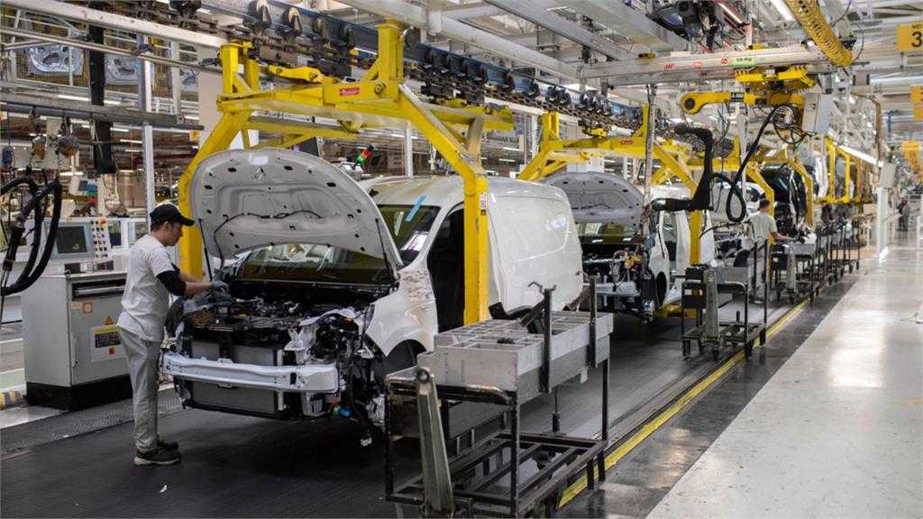 川普關稅週年盤點！台灣「AI戰力」成大贏家　美中貿易重挫4成陷僵局