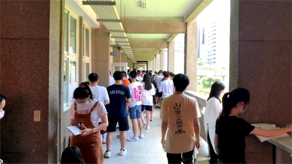 附中男利用家政課「潛入女生班」吸外套、排泄水壺 校方回應:已啟動調查