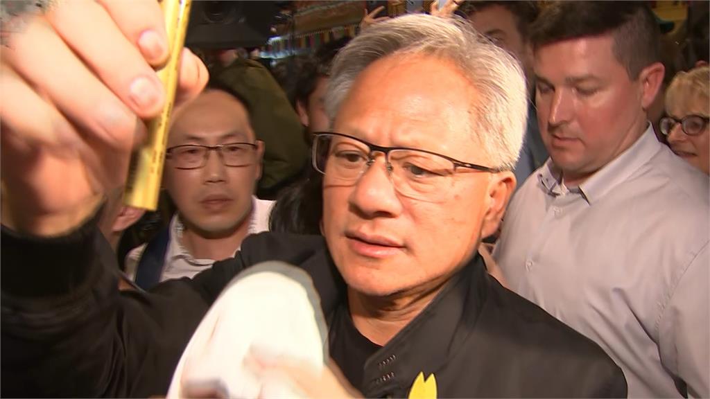 才剛離台…黃仁勳資產「飆到這數字」超越印度首富!全球富豪排名衝上第12名