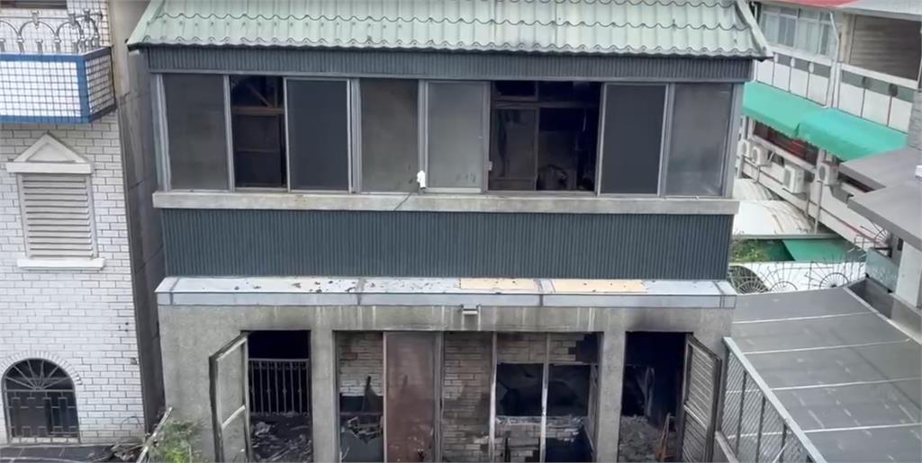 嘉義市透天厝惡火  一家三口命喪火窟＂陳屍三樓陽台旁＂