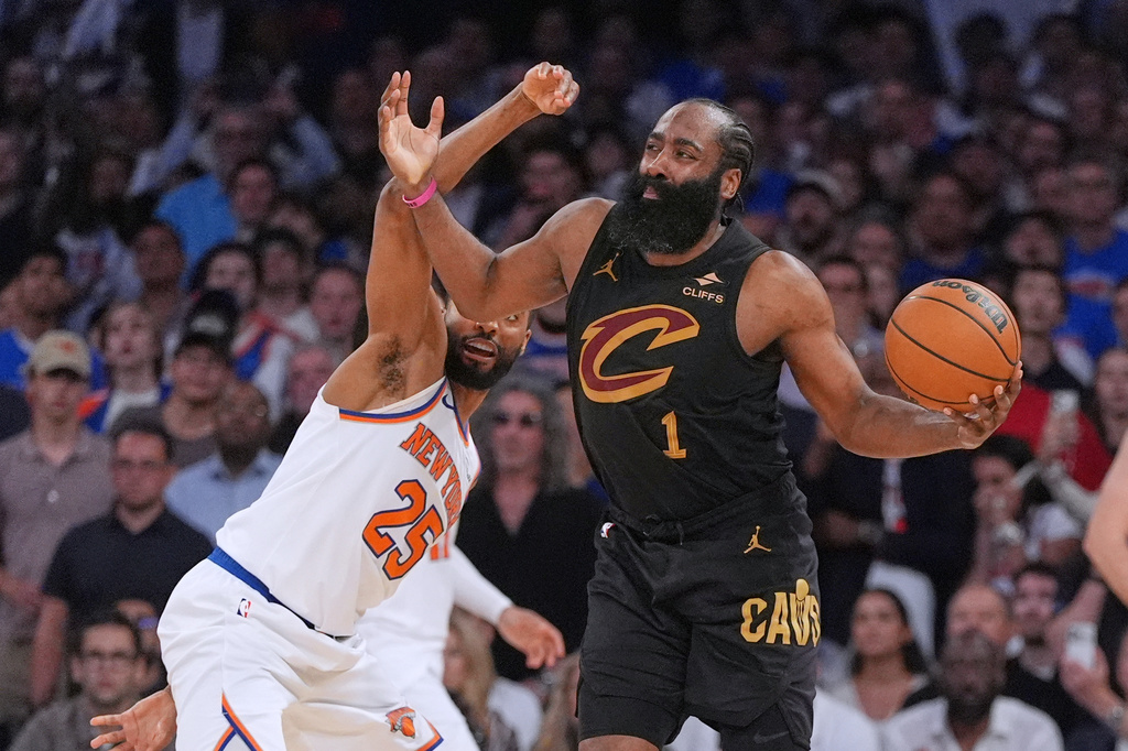 NBA(影)／我們就是打爆「他」！尼克總教練布朗賽後分享第四節逆轉的關鍵