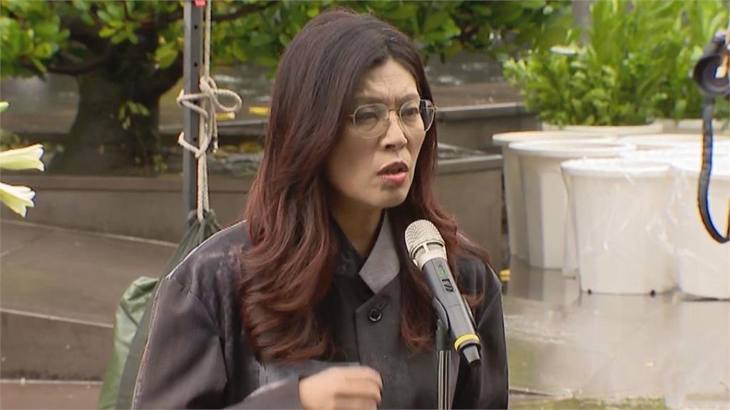 鄭麗文早上悼念228「講錯1事」！尷尬改口推給老公：呵呵