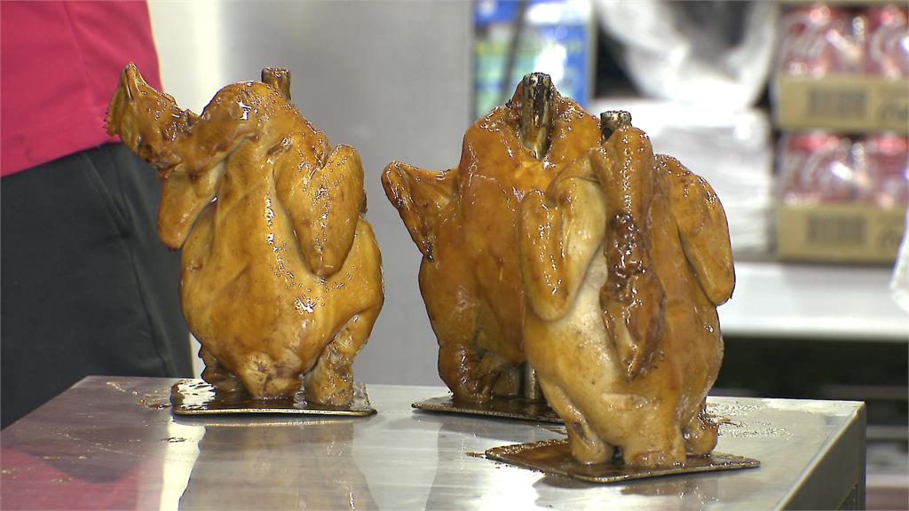 手扒雞始祖「香雞城」回來了　民眾排隊喊「來吃回憶的」