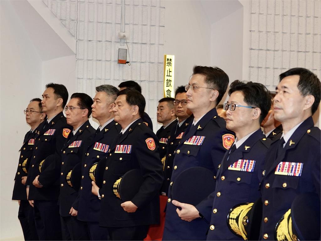 台北市政府警察局卸、新任分局長、大隊長聯合佈達交接典禮