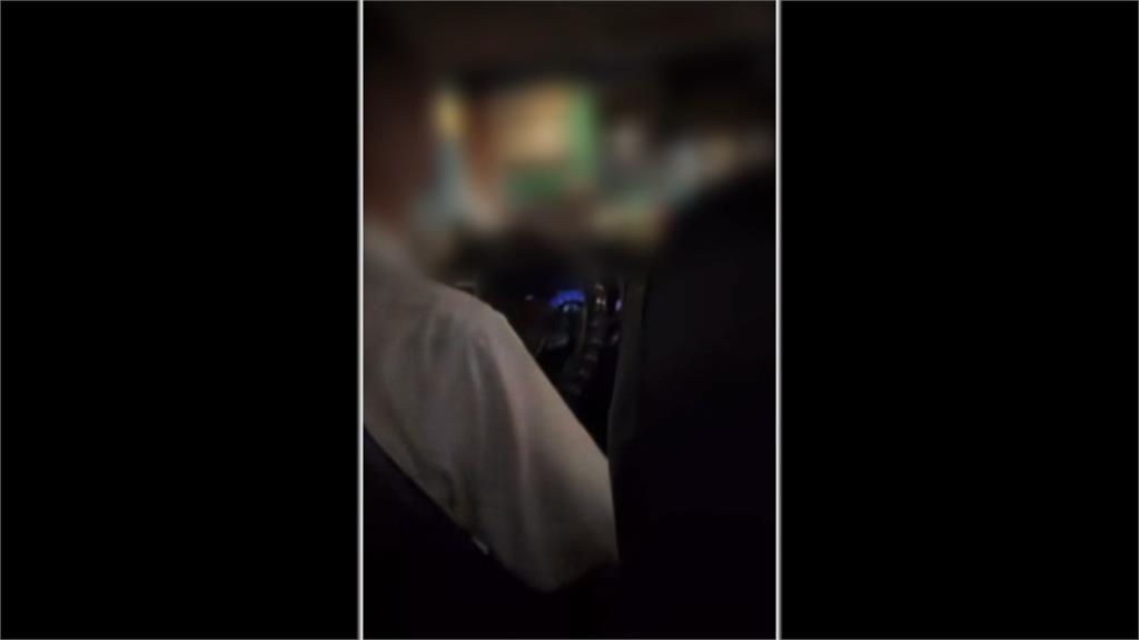 搭小黃問「只收現金」?遭運將暴怒開嗆 乘客嚇到提前下車