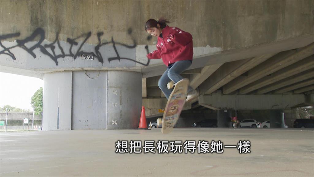 消防員私下超斜槓！　健美奪牌、長板摘獎成月曆代言人