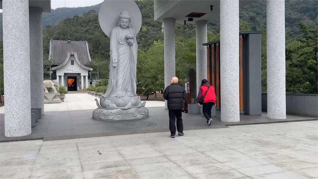 迪化街魚丸名店二代董娘疑遭詐! 3億全捐東林寺