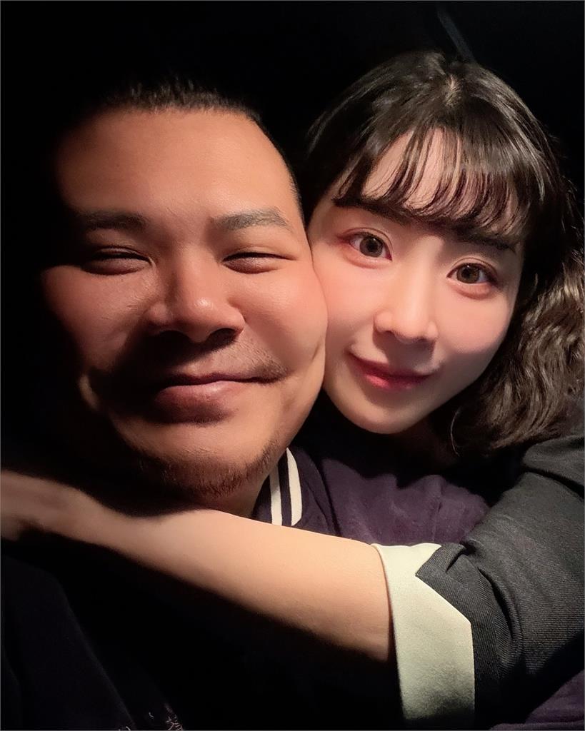 當空服員10年「YTR鐵牛妻」發聲!機上「痛昏過去」怒批:我們不是機器