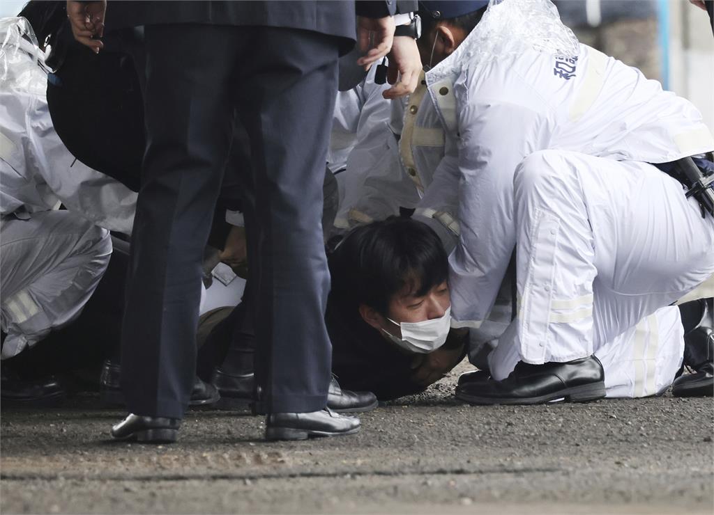 快新聞/岸田文雄輔選時朝他丟爆裂物! 年僅24歲凶嫌遭捕「名字曝光」