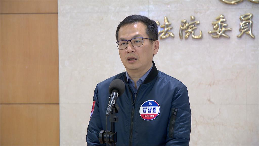 羅智強「喊告」已28天!簡舒培怒酸「講廢話」:是知道上法院就糗了嗎?