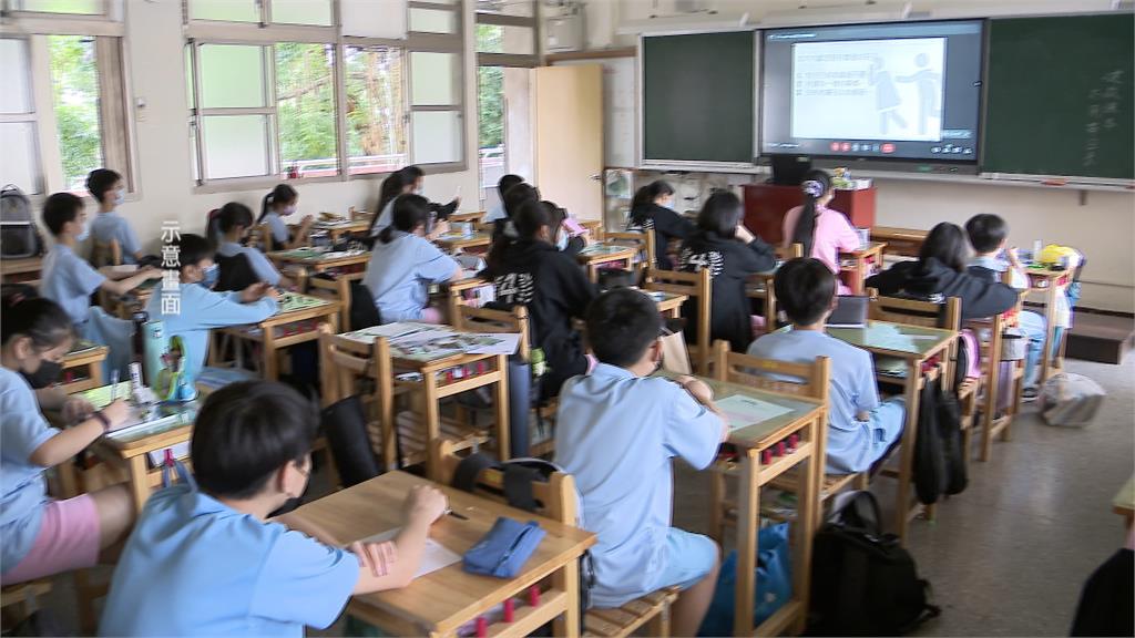 防滲透!教育部將編寫新教材 加強國家認同、識讀中國威脅