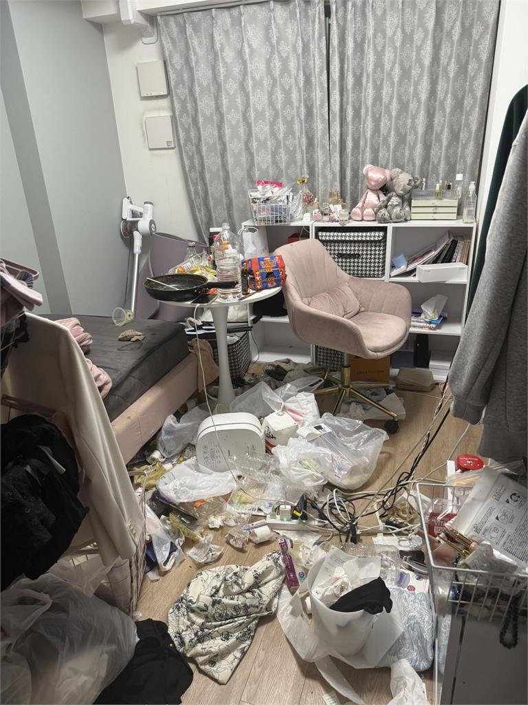 日正妹嘆「鬱悶讓屋子凌亂」還是相反？「3張誇張床照」曝百萬人傻眼