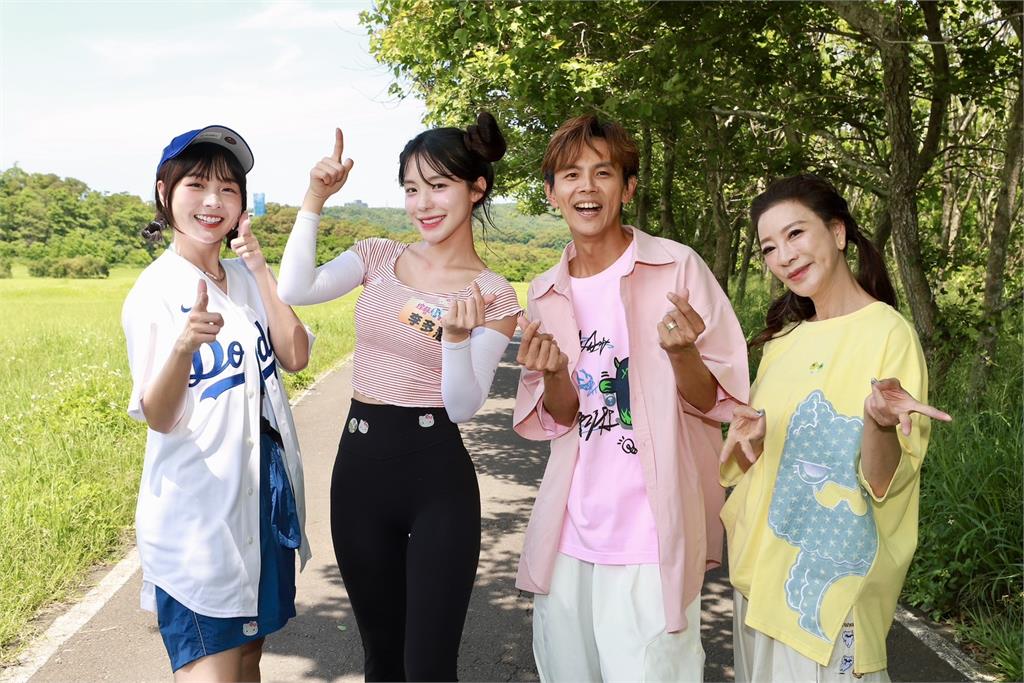 《綜藝新時代》慶收視開紅盤!楊繡惠收火辣比基尼實現諾言真的穿上了