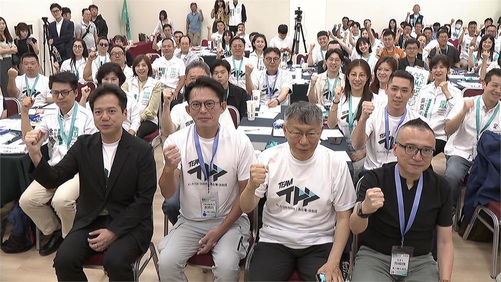 蔡壁如曝早表達意願爭取選彰化！　柯、昌轟：沒溝通　跟記者講完話就走