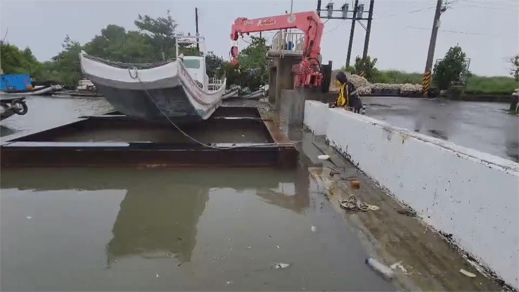 不敵豪雨！　澎湖國家古蹟順承門　城牆破大洞