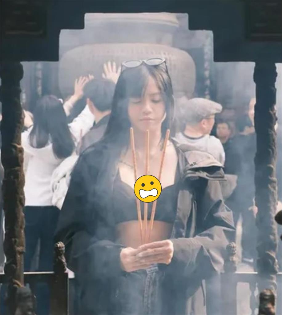 網紅寺廟參拜只穿Bra!大開中門「麻糬全看光」畫面曝光…網炸鍋:褻瀆神明