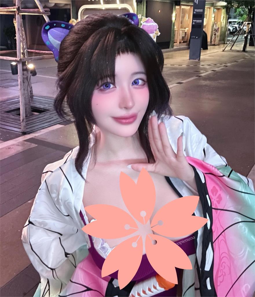 台灣正妹cos《鬼滅》胡蝶忍「誠意太大」遭炎上!她再甩照「掉出巨無bra」回擊了