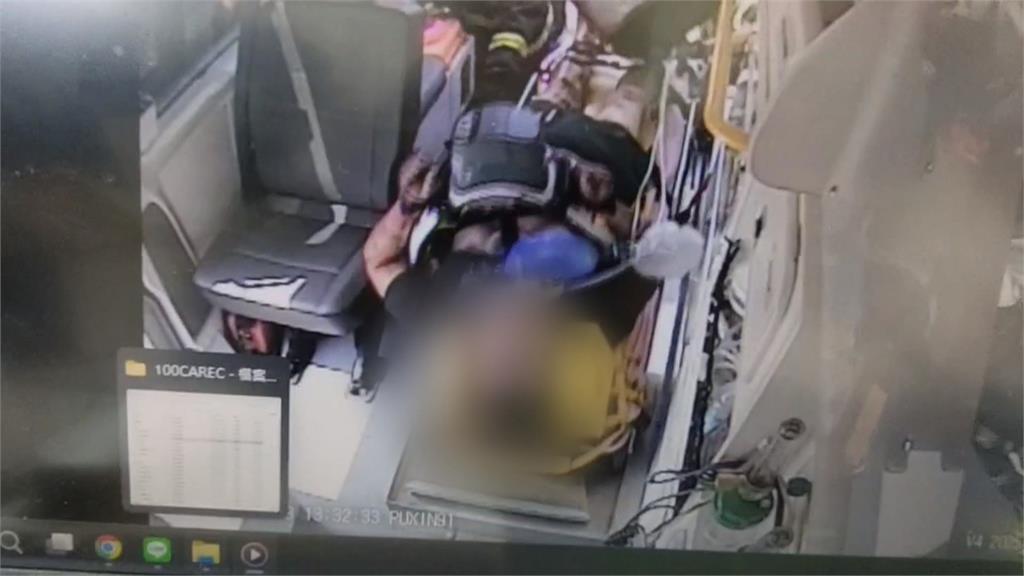國道2貨車擦撞釀翻車 駕駛急救8分鐘恢復心跳仍昏迷