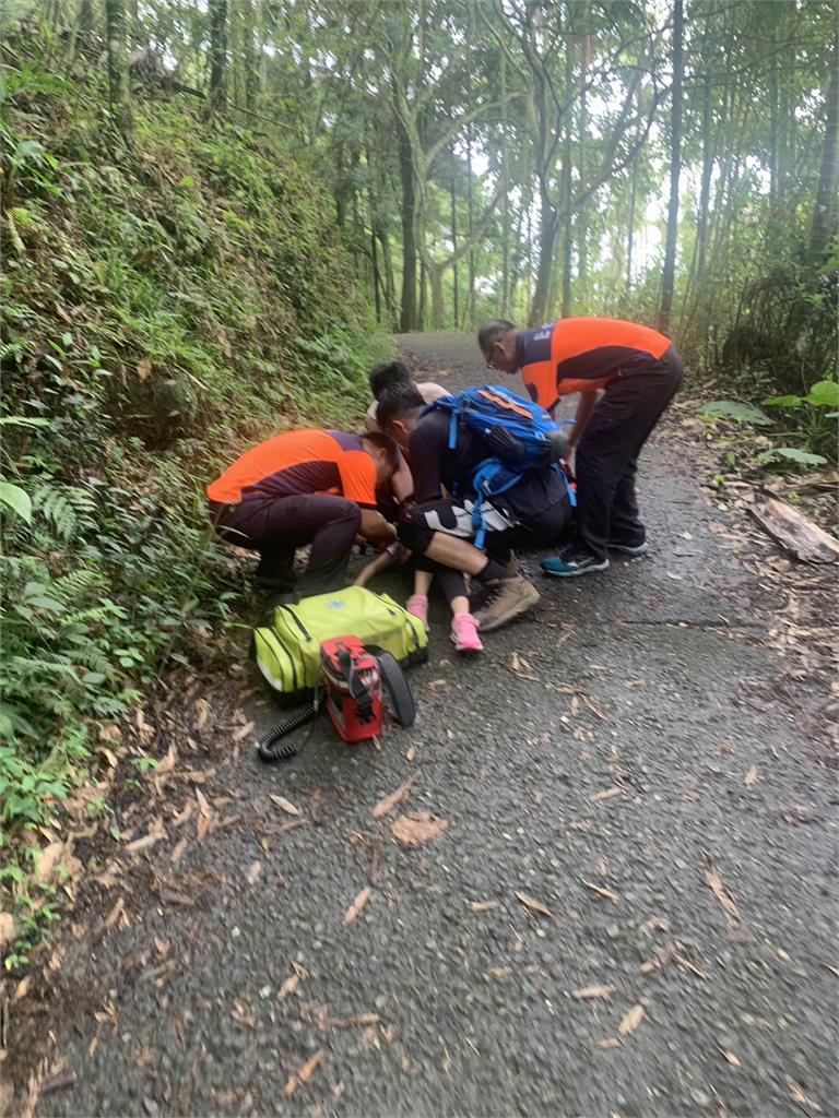 快新聞/隨父母登山突遭枯樹砸中頭部 台南2女童意識不清緊急送醫