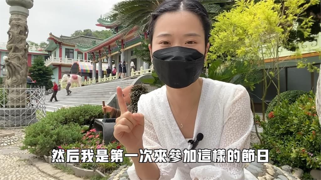 首參加台灣浴佛節被信仰的力量震撼　中國人妻落淚稱：紛擾中找到寧靜