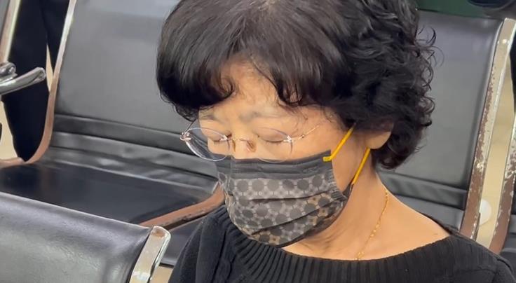 快新聞/柯文哲「閃到腰」 陳佩琪今早帶酸痛貼布現身北所