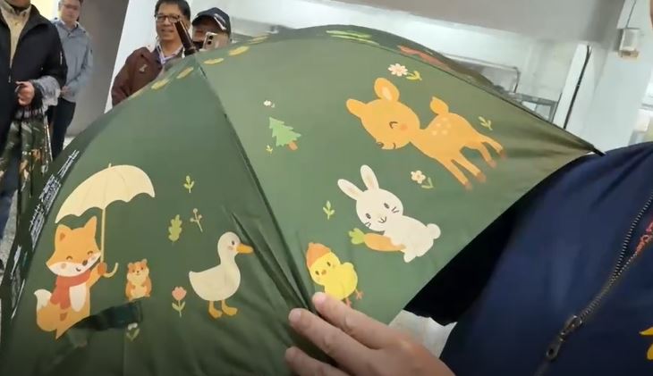 好冷! 宜蘭毛孩蜷縮發抖 中途之家啟動"防寒大作戰"