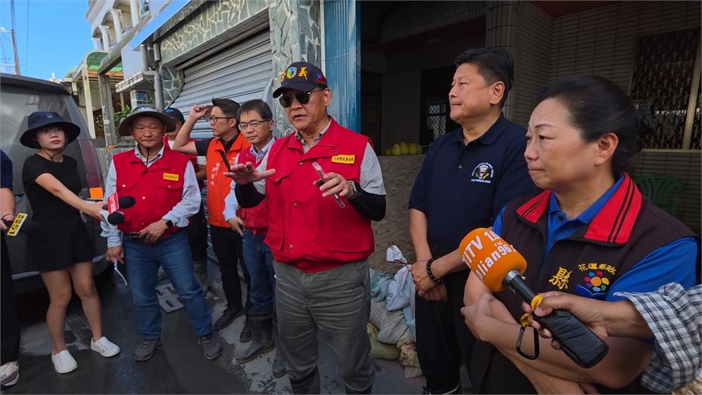 災民汽車一台補助50萬? 傅崐萁挨轟「大撒幣」救民調