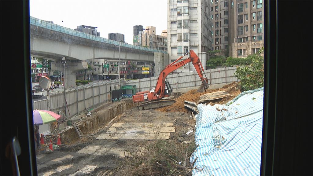 工地擋土牆大雨後崩落瞬間畫面曝光 承監造商各罰九萬勒令停工