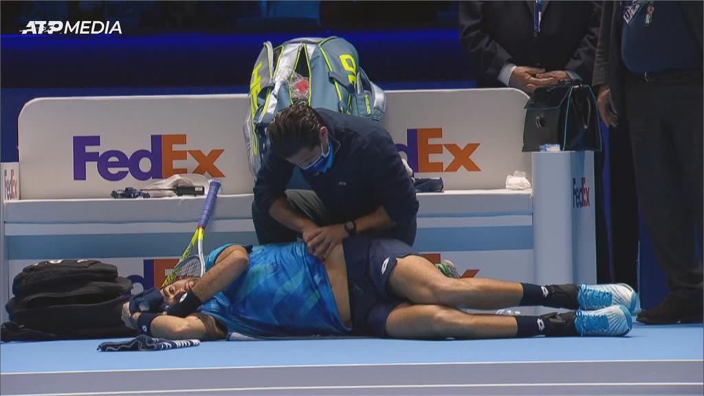 ATP男子網球年終賽開打　球員團體照時尚度不輸男模　梅德韋傑夫首戰勝出拚衛冕