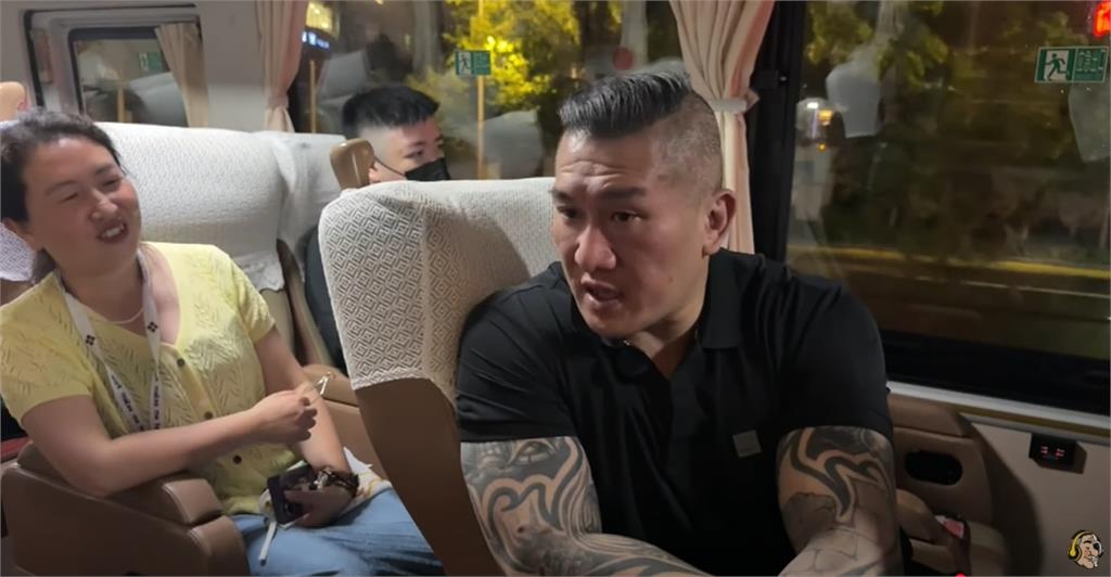 館長赴中國唬爛稱「台灣奶茶1杯800元」挨轟出賣靈魂!他氣到失眠回應了