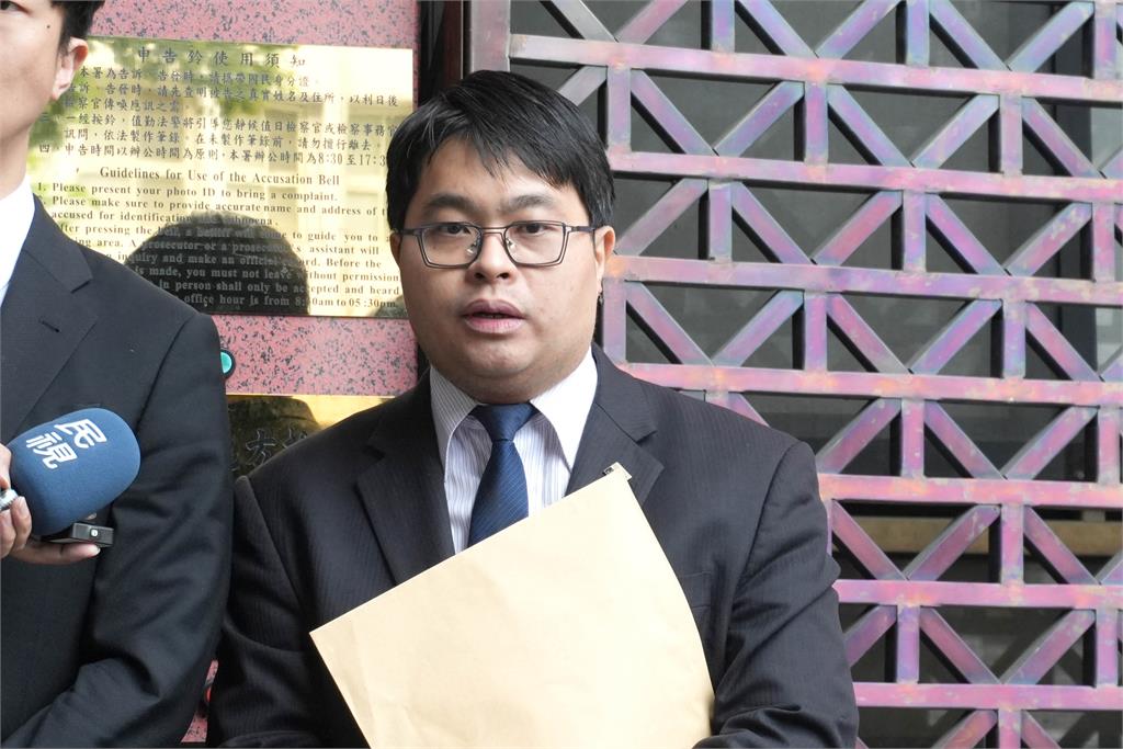 快新聞/不忍了!民進黨赴北檢告發「罷免幽靈連署」 吳崢點名蔣萬安:企圖包庇放水?