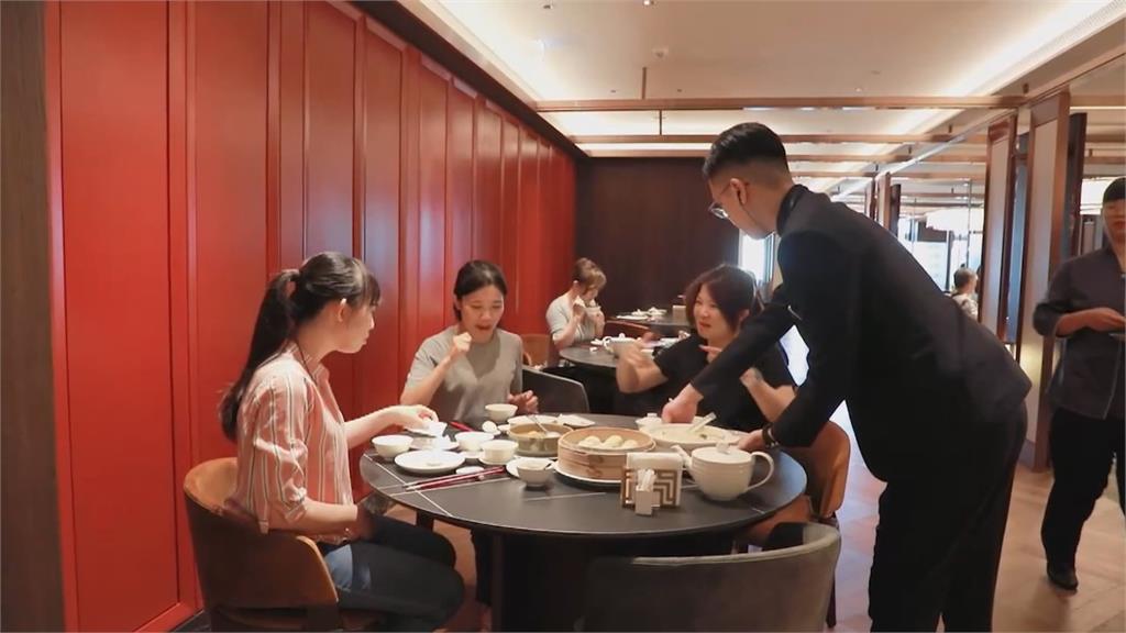 AAA帶動高雄商機！夜市業績成長逾4成　捷運單日運量破35萬人