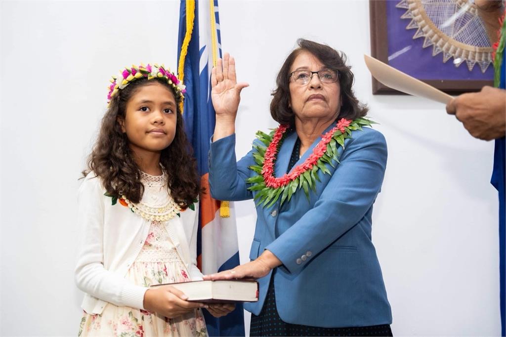 快新聞／馬紹爾群島總統海妮宣誓就職　田中光以特使身份表祝賀