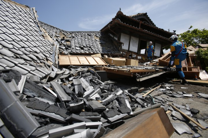 熊本AEON MALL爆炸釀多死！倖存女大生驚見「白煙撲來」秒逃：大家都在哭…