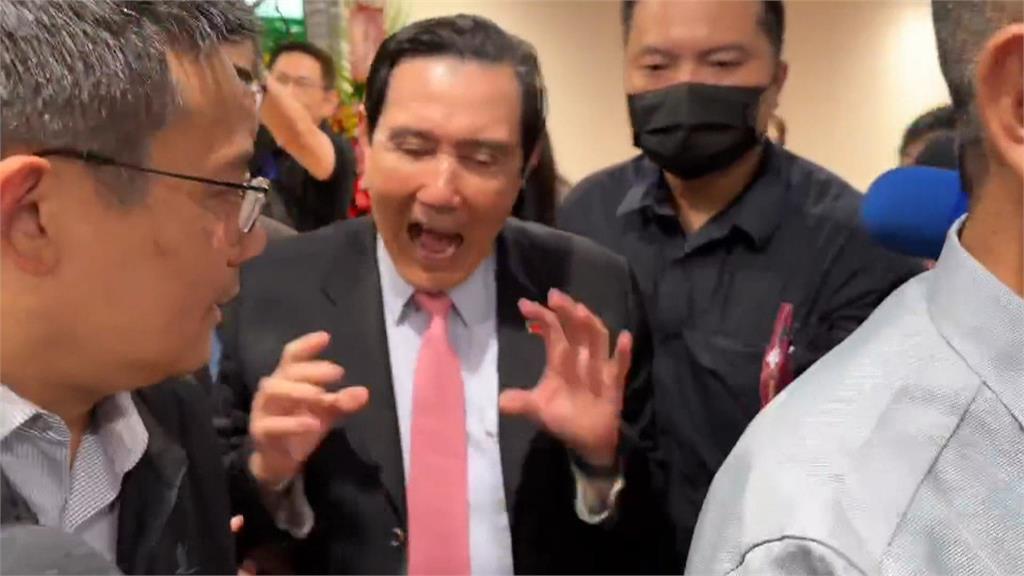 國民黨黨魁選舉政見會　郝龍斌與張亞中夾擊鄭麗文