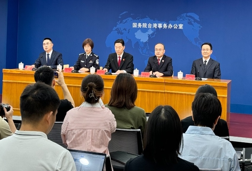 燃燒生命小宇宙!兩度淡出政壇 羅文嘉接任海基會全是為了「他」!