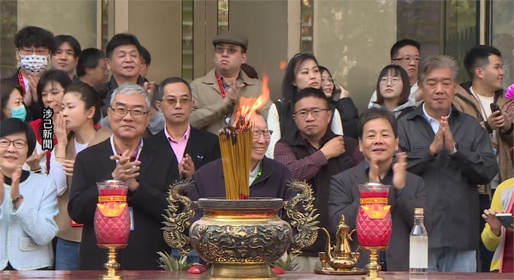 馬年發發發! 民視初五盛大開工 團拜發爐現吉兆