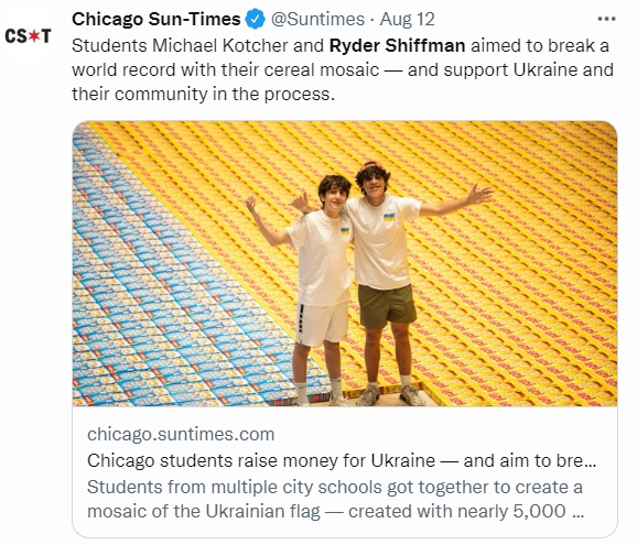 芝加哥少年暖心募款！用「4932個麥片盒」拼烏克蘭國旗破世界紀錄
