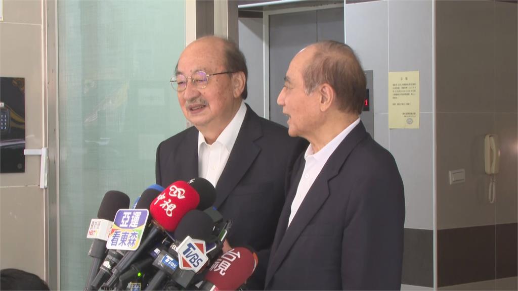 快新聞／巧合？韓國瑜怒嗆傅崐萁「辭總召」　王金平突然現身立法院