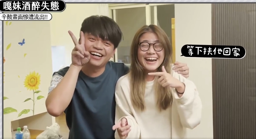 蔡阿嘎「封面P走嘎妹+退追」爆和蘿拉有關!急PO照還原真相:都是家務事