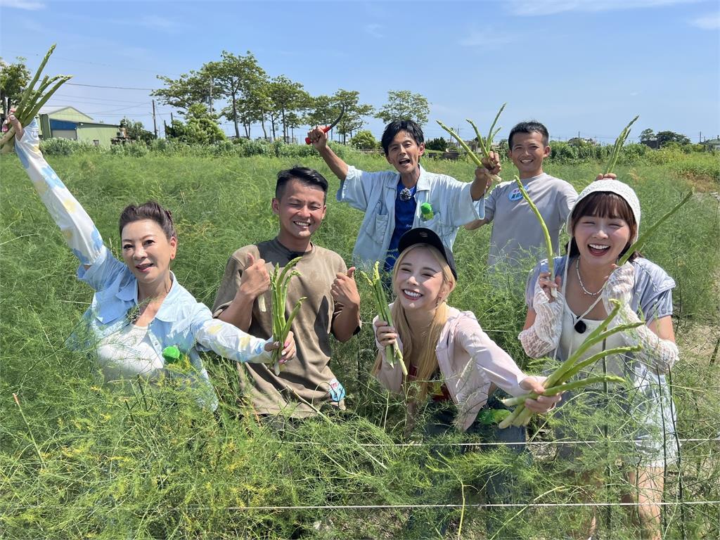 籃籃與巫苡萱吃下「天然催情劑」！性感好身材邪惡視角全外洩