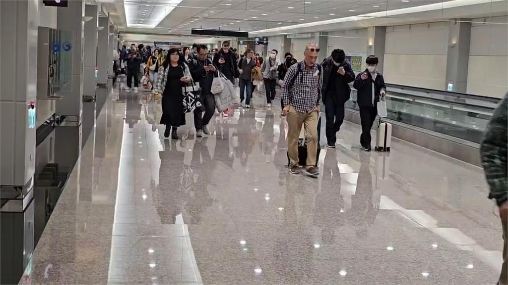 沖繩對台班機載客率近8成8　日本航空公司搶春節大餅