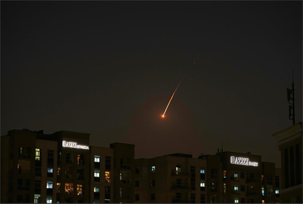 愛莉莎莎才在杜拜「狂掃5房」就開戰　以伊衝突多點引爆⋯網驚：房產反指標？