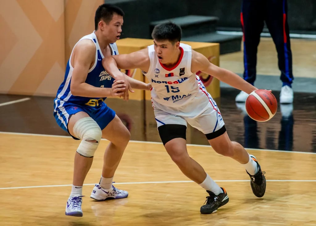 籃球（影）／麻辣鍋登FIBA社群！U18亞洲盃台灣小將演火鍋美技、狂贏蒙古46分