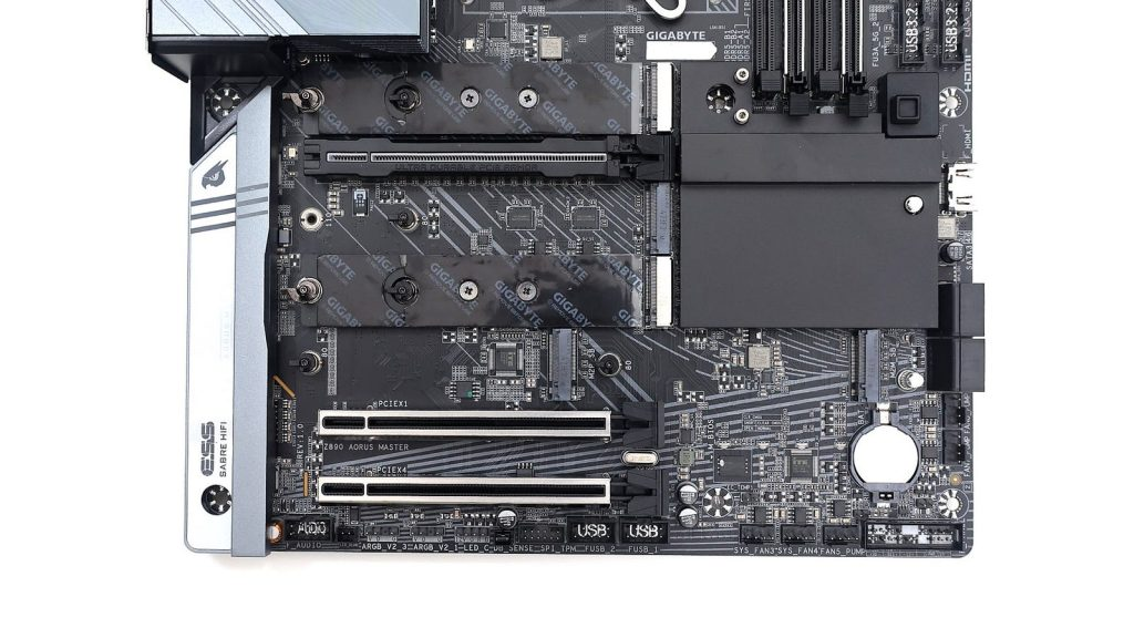 加入 Thunderbolt 了!GIGABYTE Z890 AORUS Master 補上 I/O 最後一塊拼圖