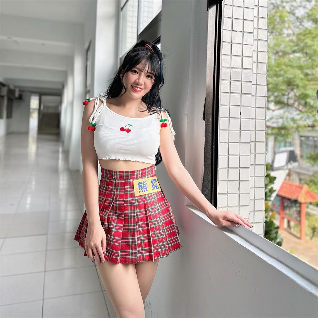 熊霓在日暴紅竟「與哥哥有關」!背後故事藏洋蔥 熊霓紅到日本!本人親曝背後故事「與哥哥有關」:在另個世界保護我