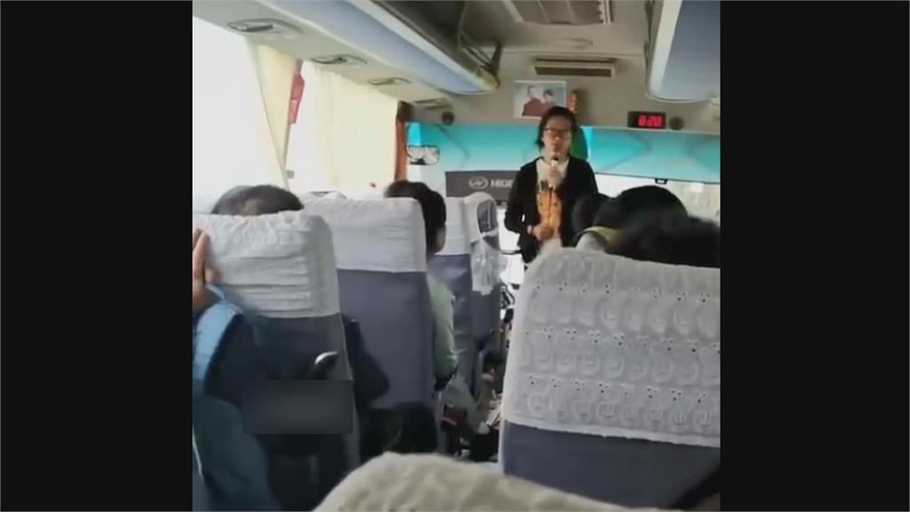 車上睡覺也不行?中國女遭導遊批:不尊重我